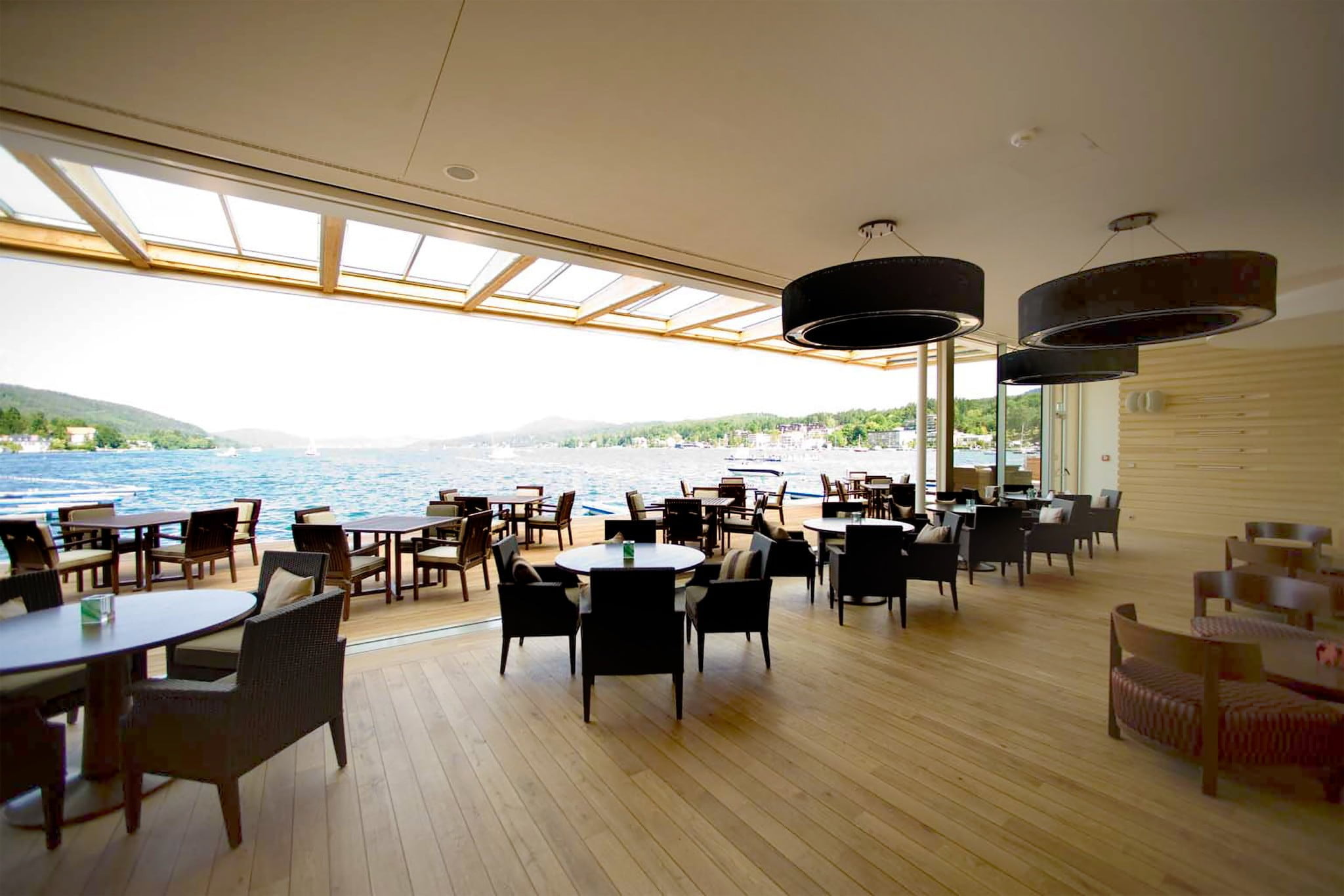 Where architecture reaches out to the lake.